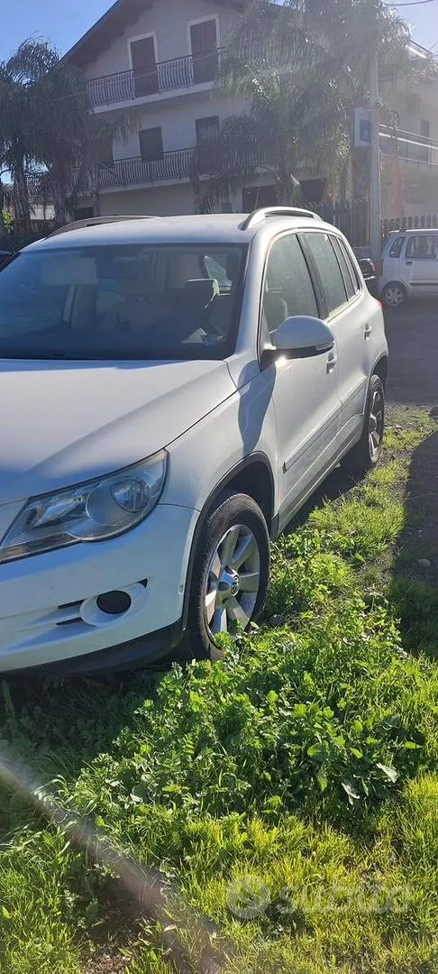 Volkswagen Tiguan 2010 photo 3