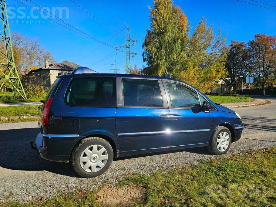 Peugeot 807 2010 photo 2