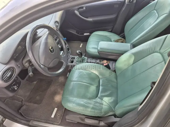 Mercedes-Benz A 170 2003 photo 3