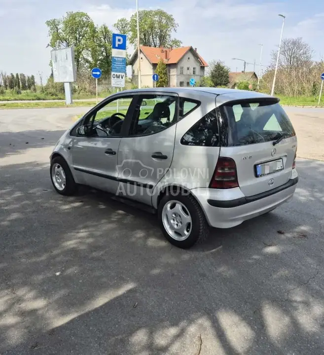 Mercedes-Benz A 170 2003 photo 2