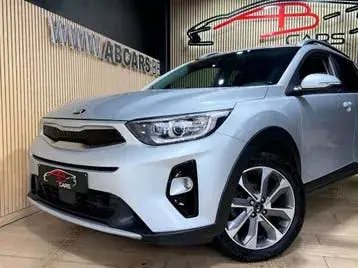 Kia Stonic 2019 photo 2
