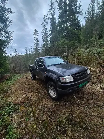 Toyota Hilux 2003 photo 5
