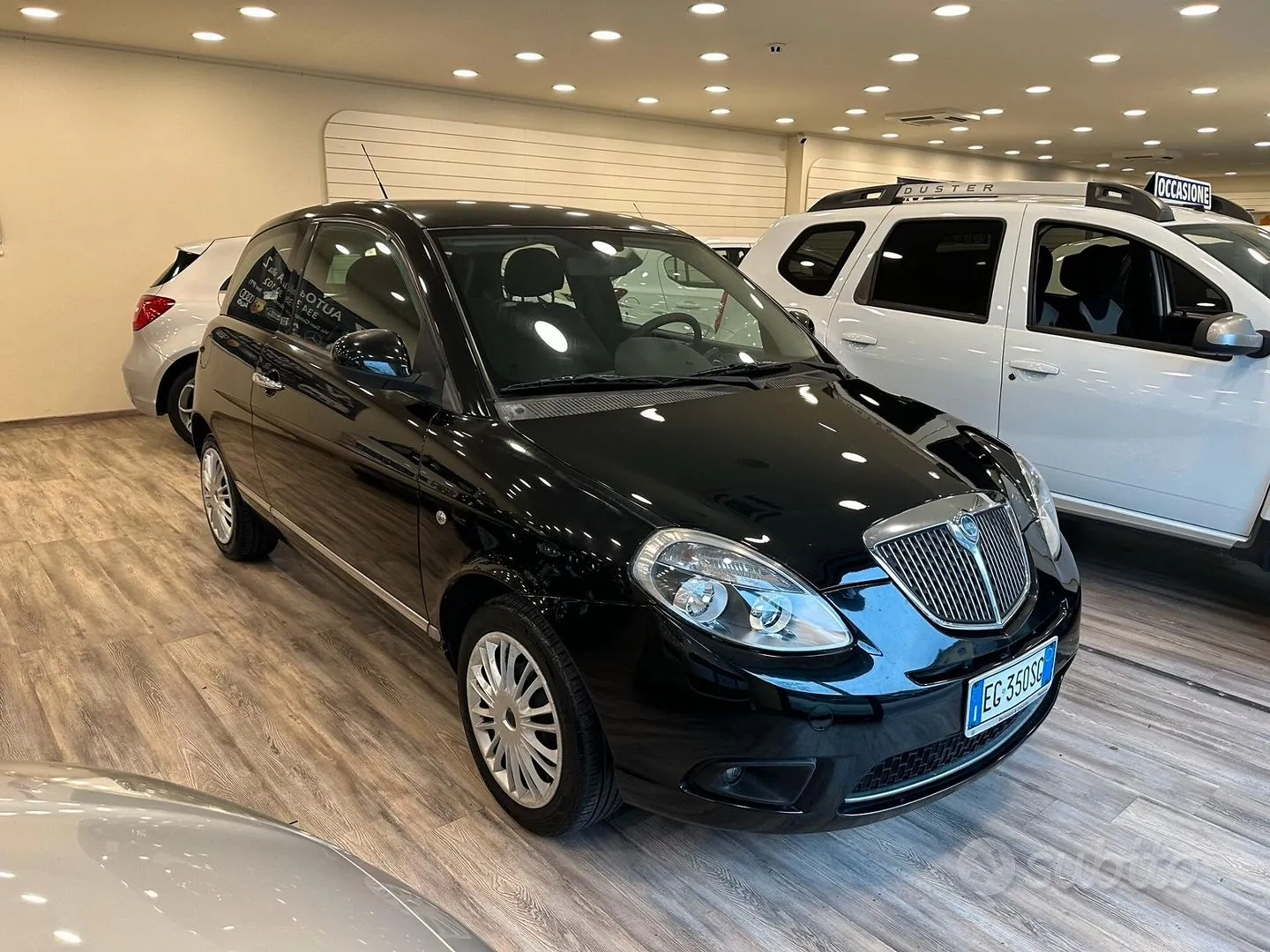 Lancia Ypsilon 2011 photo 2