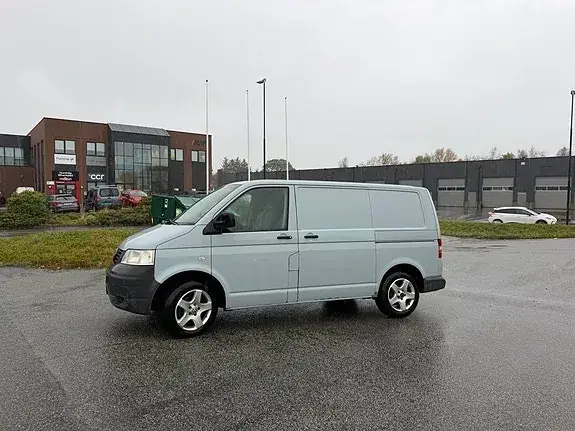 Volkswagen Transporter 2009 photo 3