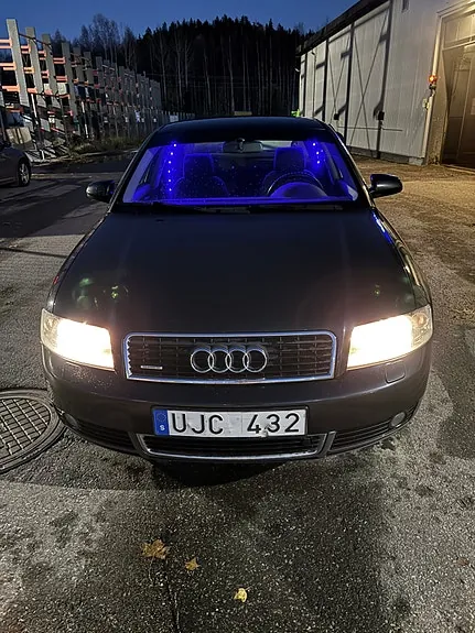 Audi A4 2003 photo 4