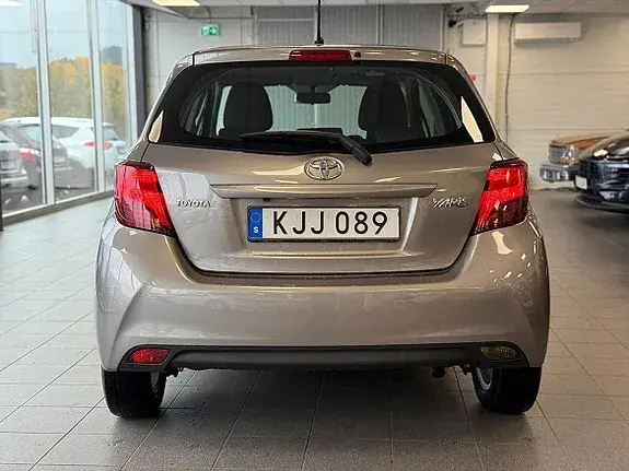 Toyota Yaris 2014 photo 4