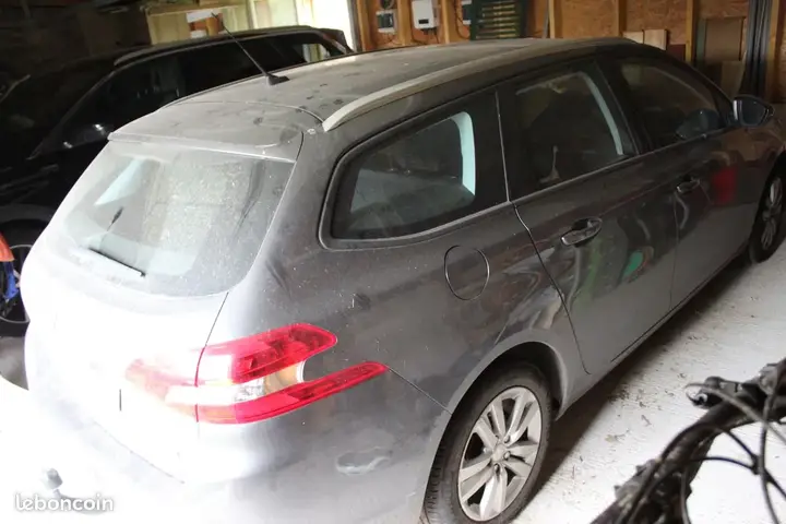 Peugeot 308 2016 photo 2