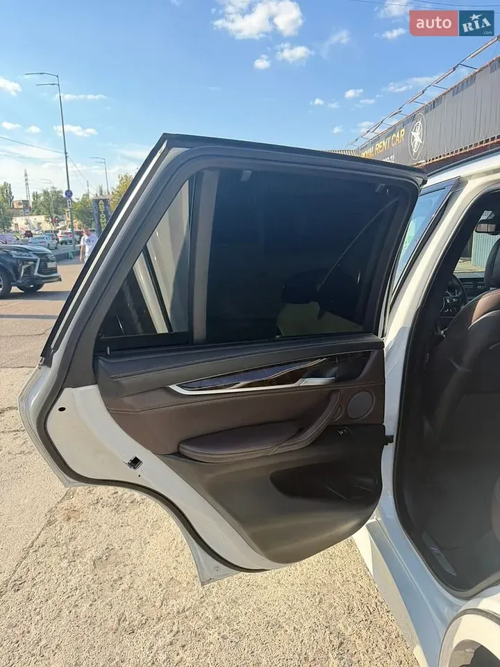 BMW X5 2015 photo 4