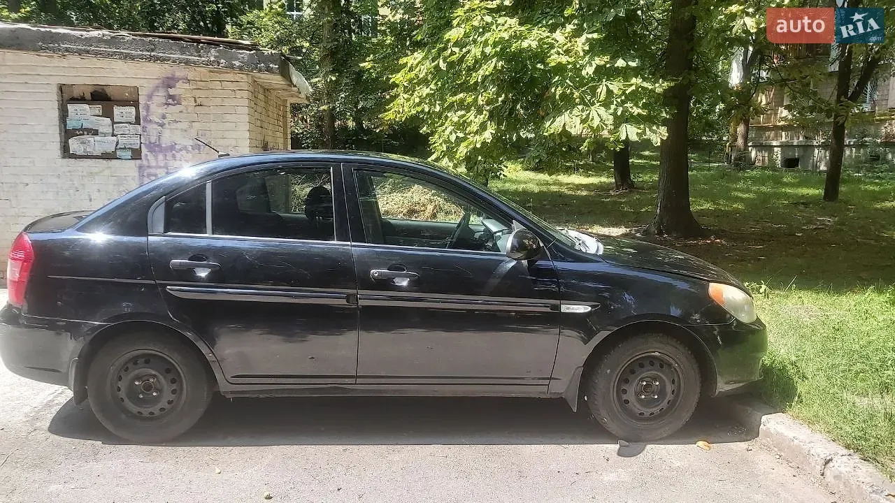 Hyundai Accent 2008 photo 2
