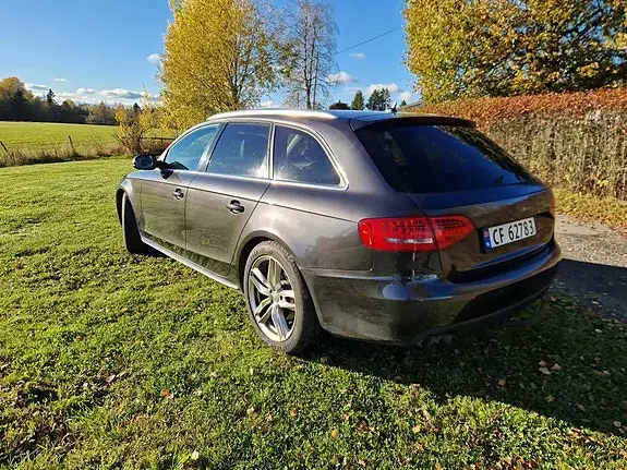 Audi A4 2012 photo 5