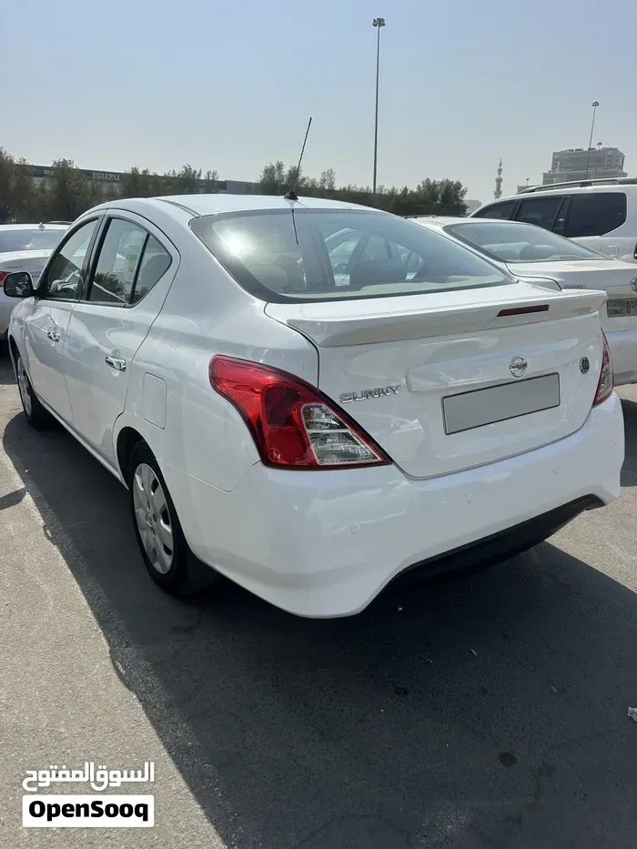 Nissan Sunny 2022 photo 3
