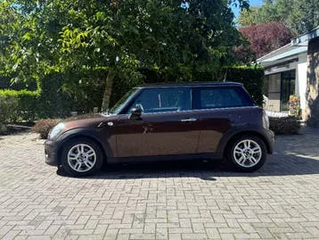 Mini Cooper 2010 photo 2