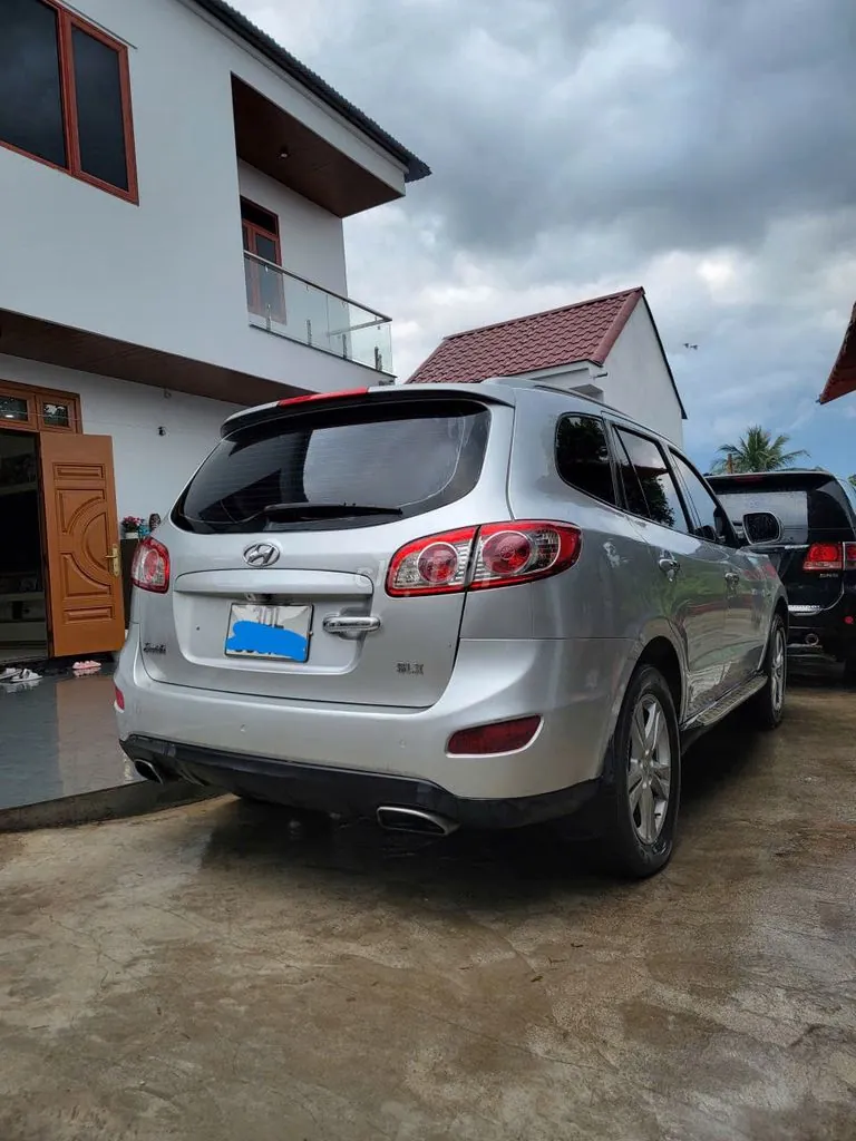 Hyundai Santa Fe 2009 photo 3