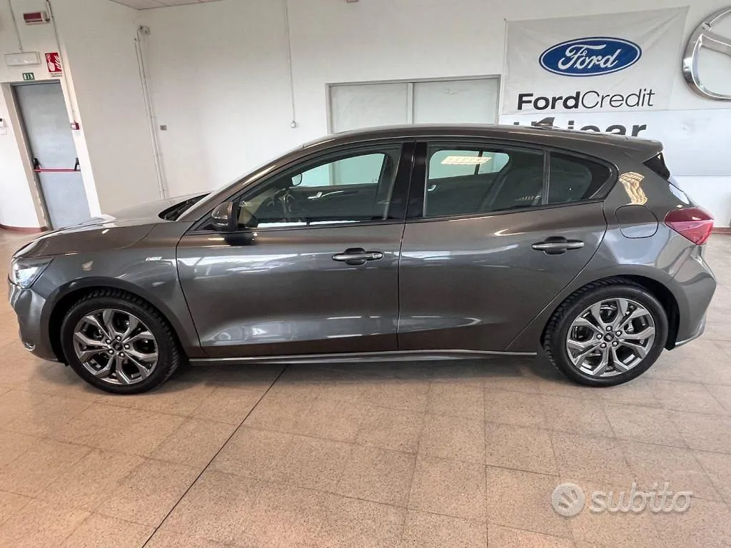 Ford Focus 2022 photo 4
