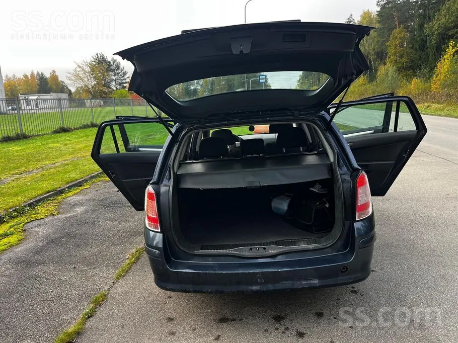 Opel Astra H 2008 photo 5