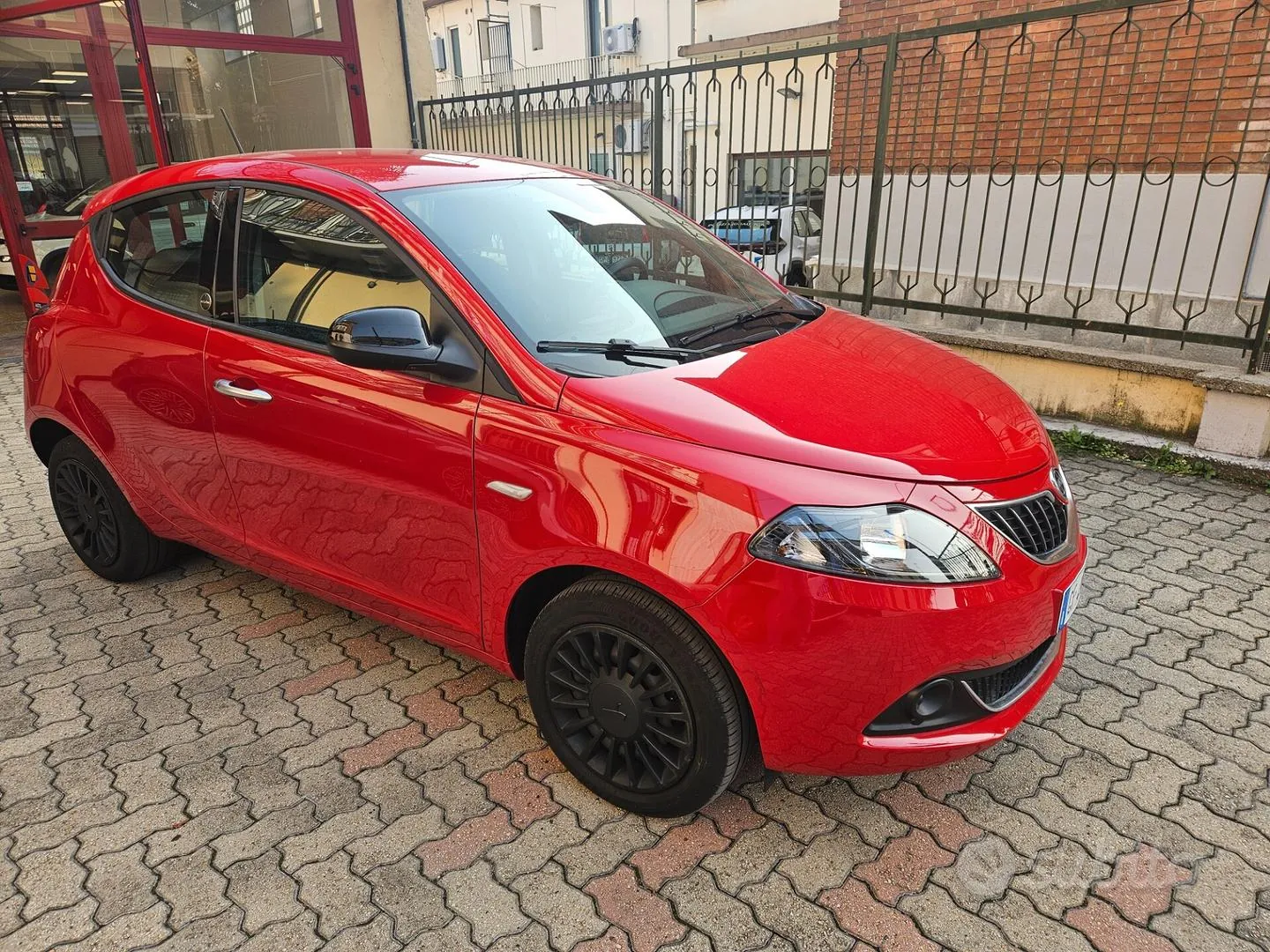 Lancia Ypsilon 2021 photo 2