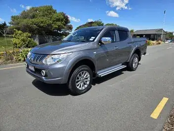 Mitsubishi Triton 2017 photo 4