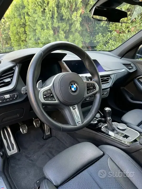 BMW 116D 2022 photo 4