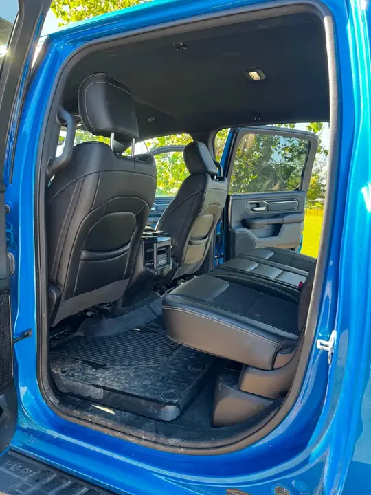 Dodge Ram 1500 2022 photo 3