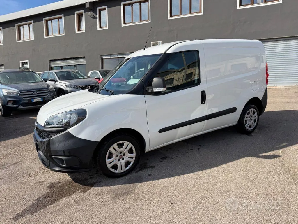 Fiat Doblò 2022 photo 2