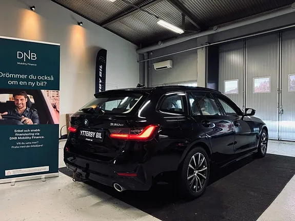 BMW 330E 2021 photo 3