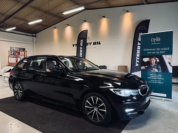BMW 330E