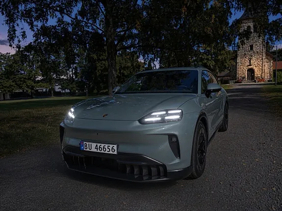 Porsche Cayenne 2026 photo 2
