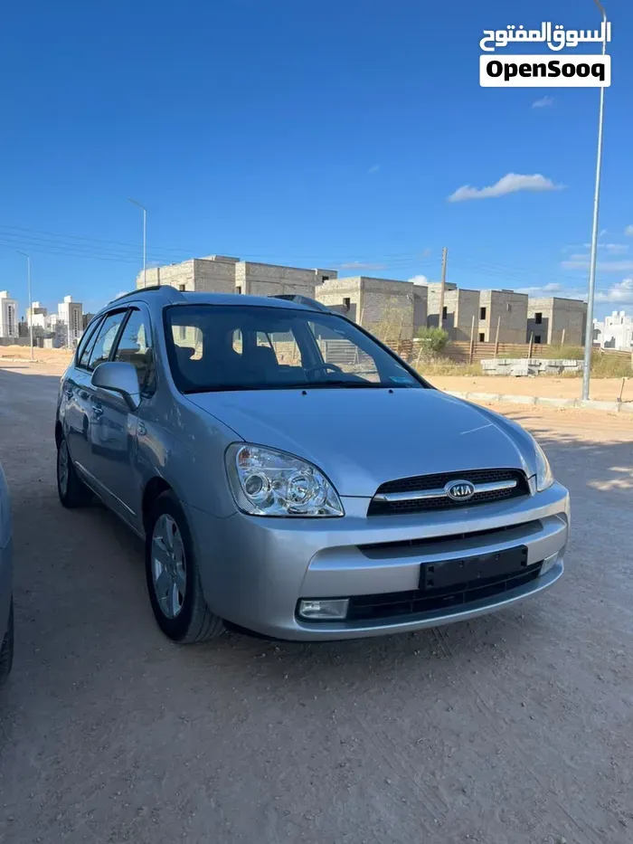 Kia Carens 2007 photo 4
