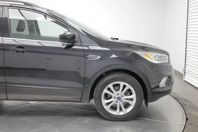 Ford Escape 2018 photo 3
