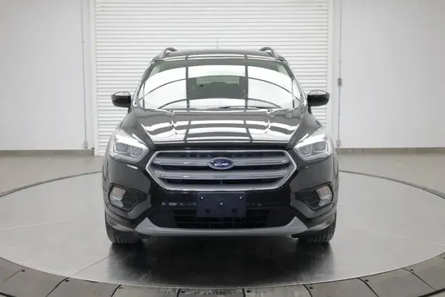 Ford Escape 2018 photo 2