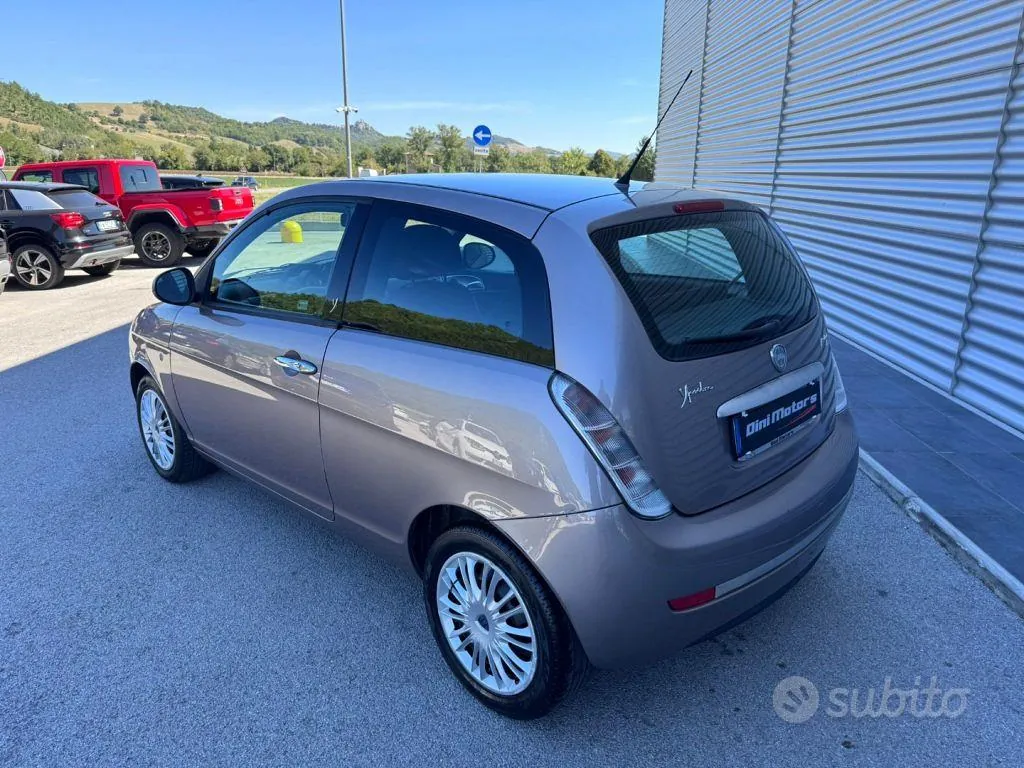 Lancia Ypsilon 2010 photo 5
