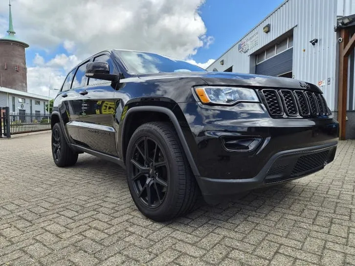 Jeep Grand Cherokee