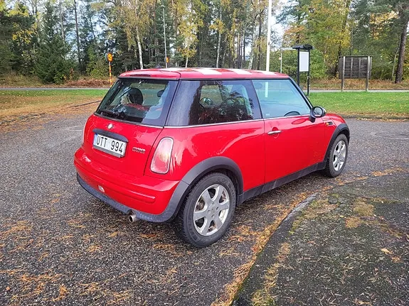 Mini One 2004 photo 4