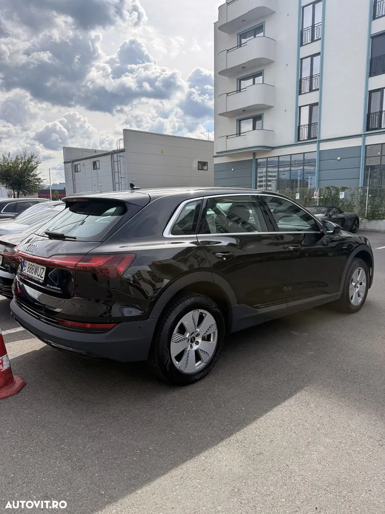 Audi E-Tron 2021 photo 4