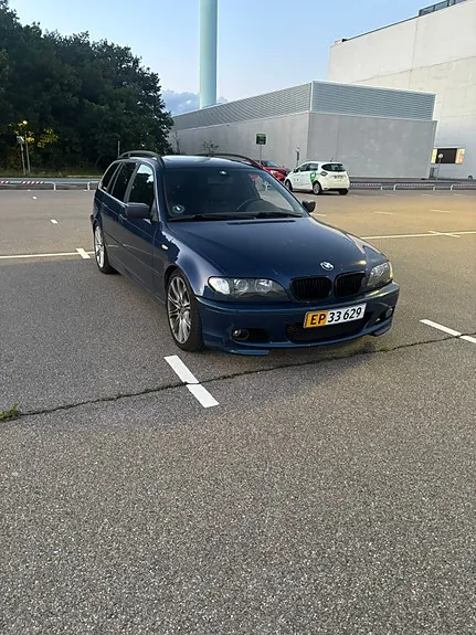 BMW 330D 2003 photo 4