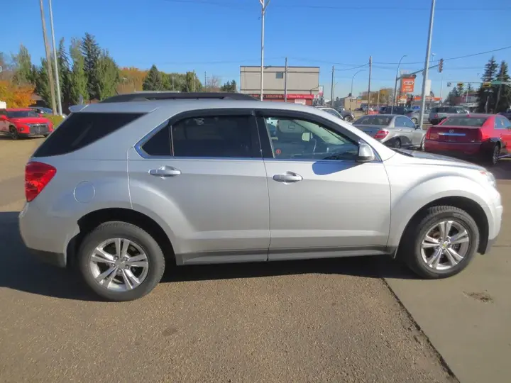 Chevrolet Equinox 2011 photo 2