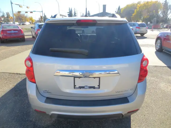 Chevrolet Equinox 2011 photo 4