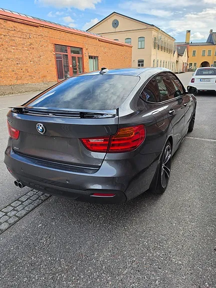 BMW 320D 2016 photo 2