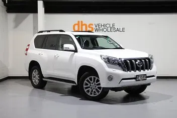 Toyota Land Cruiser Prado 2013 photo 2