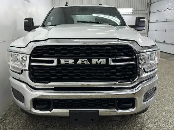 Ram 3500 2024 photo 2