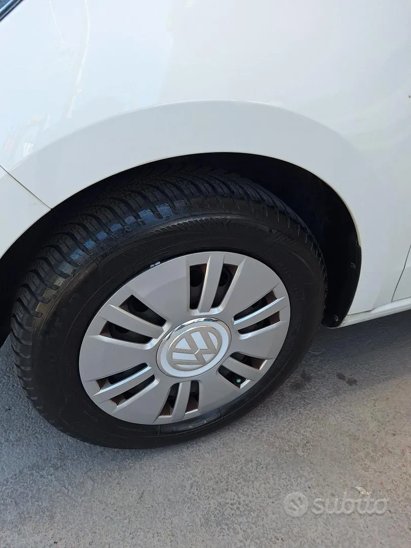 Volkswagen Up 2013 photo 4