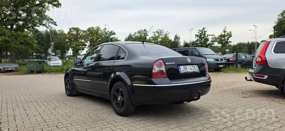 Volkswagen Passat 2004 photo 4