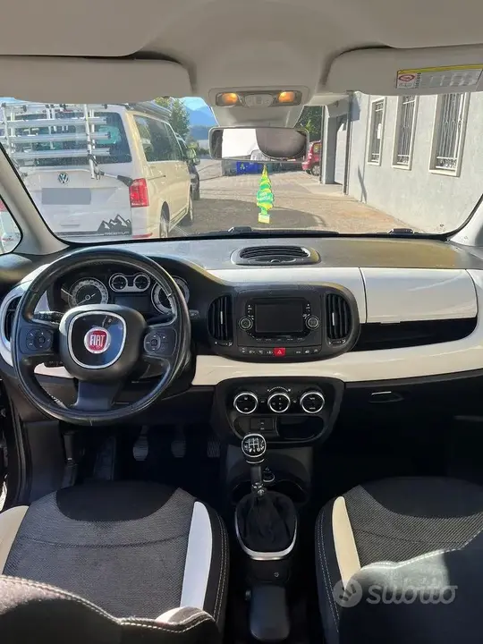 Fiat 500L 2014 photo 4