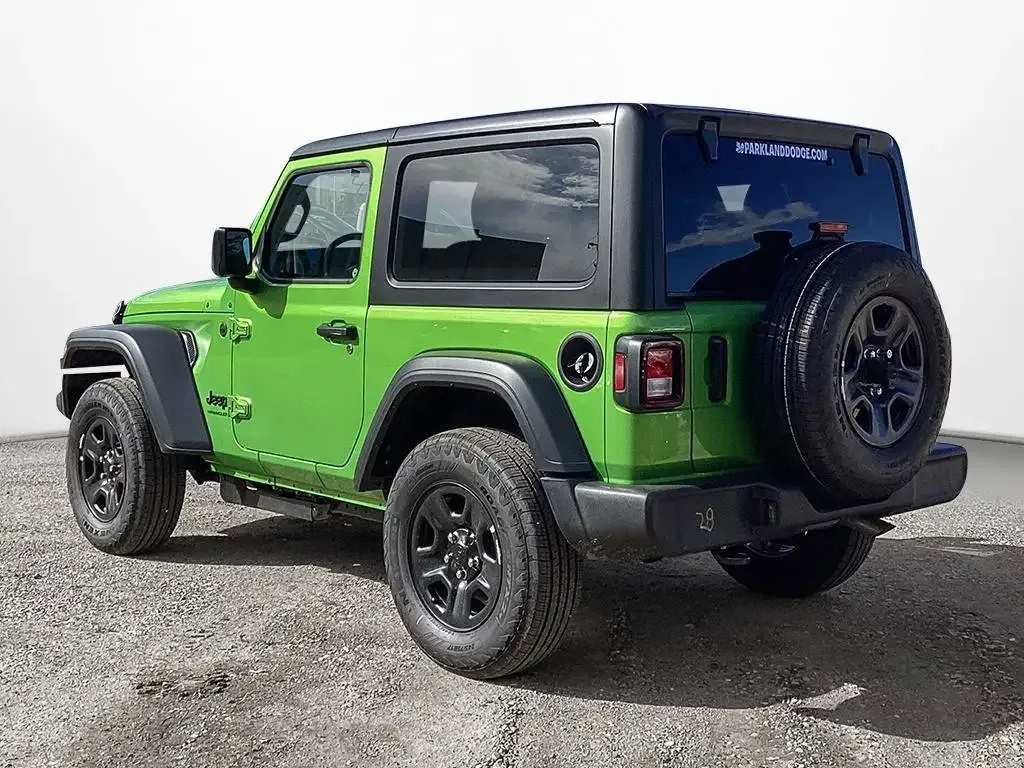 Jeep Wrangler 2026 photo 3