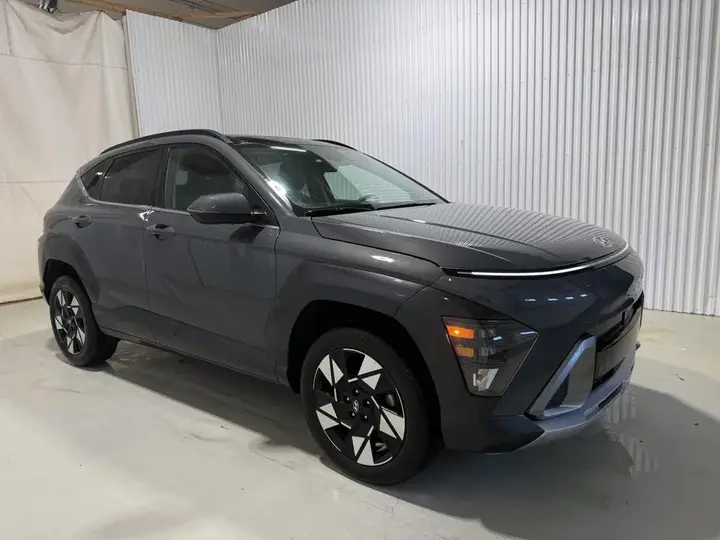 Hyundai Kona 2025 photo 5