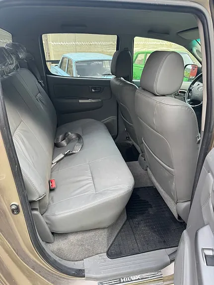 Toyota Hilux 2011 photo 4