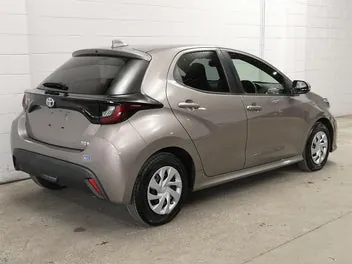 Toyota Yaris 2021 photo 3