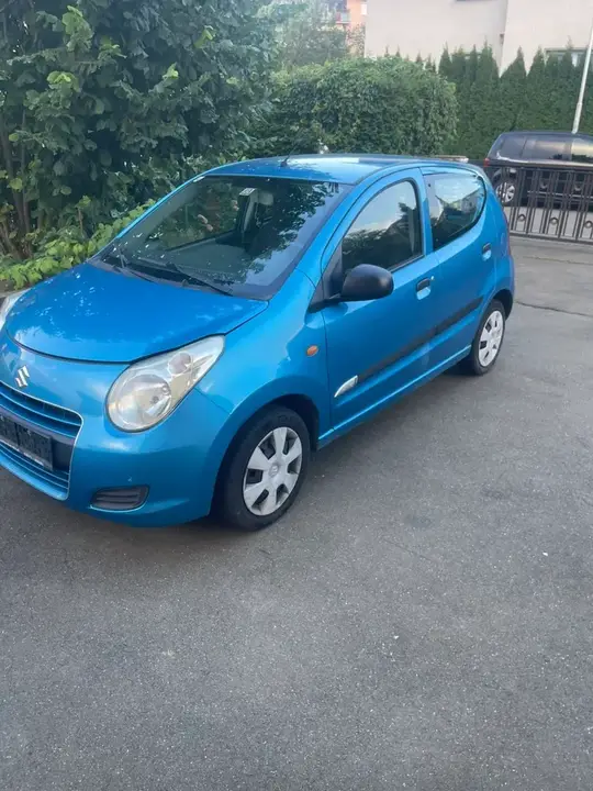 Suzuki Alto 2011 photo 2