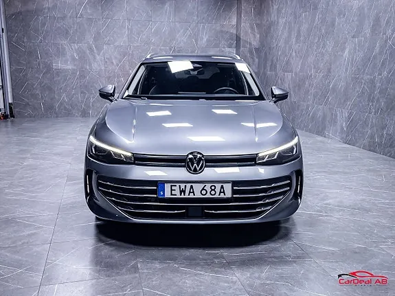 Volkswagen Passat 2025 photo 2