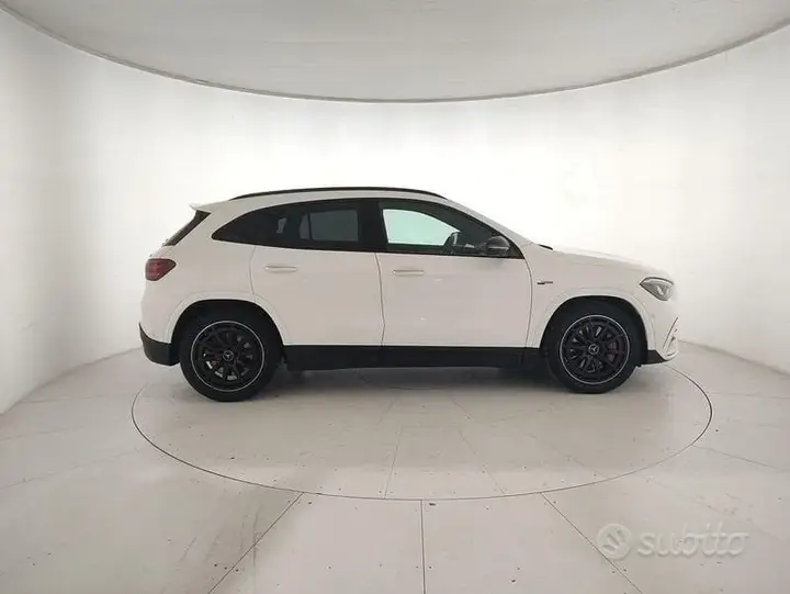 Mercedes-Benz Gla 2023 photo 5